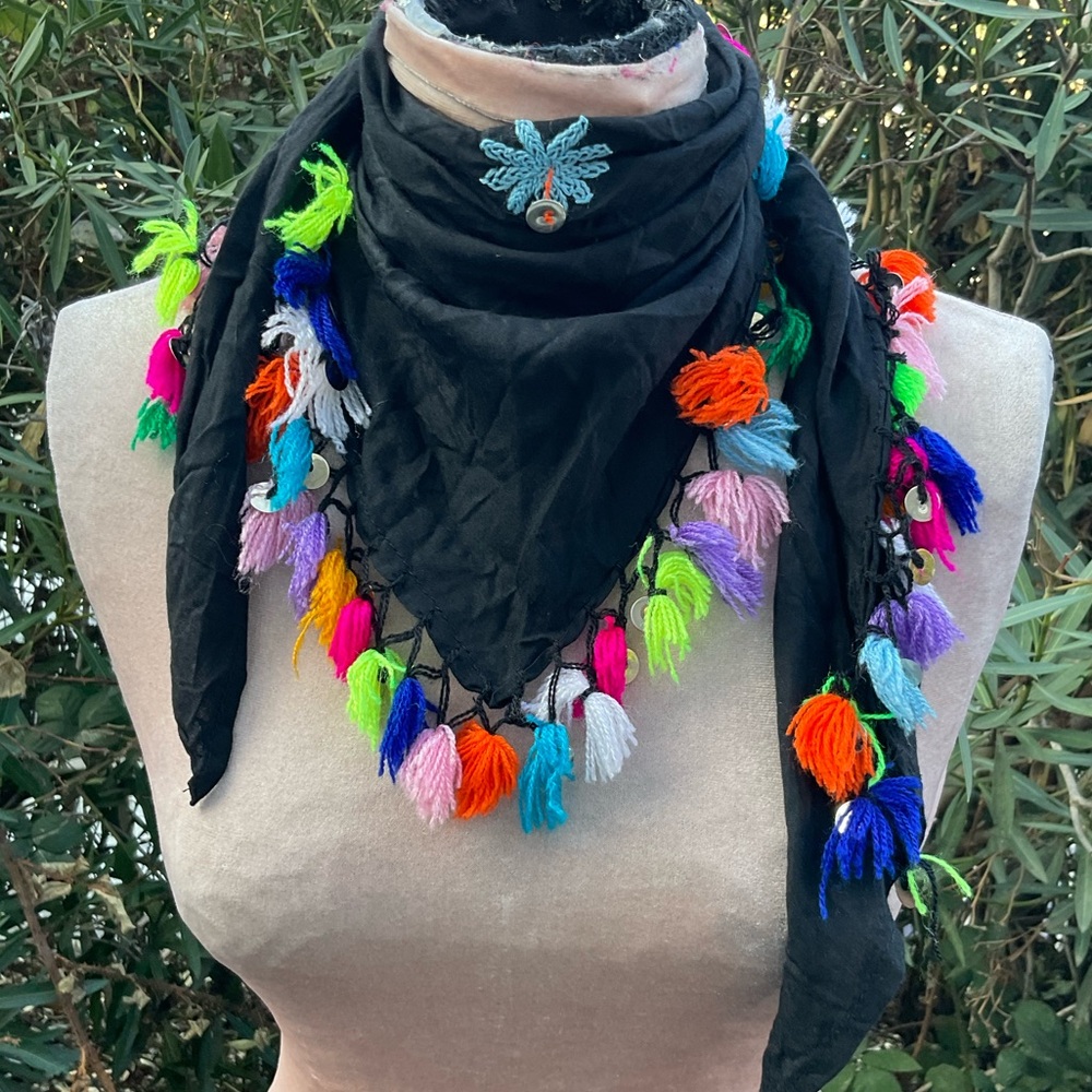 Colorful handmade bohemian gypsy triangle scarf tassels fringe sequins detail - Picture 11 of 11